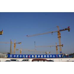 等離子電視與塔機(jī)租賃 促進(jìn)長沙商業(yè)活動與建設(shè)的雙引擎